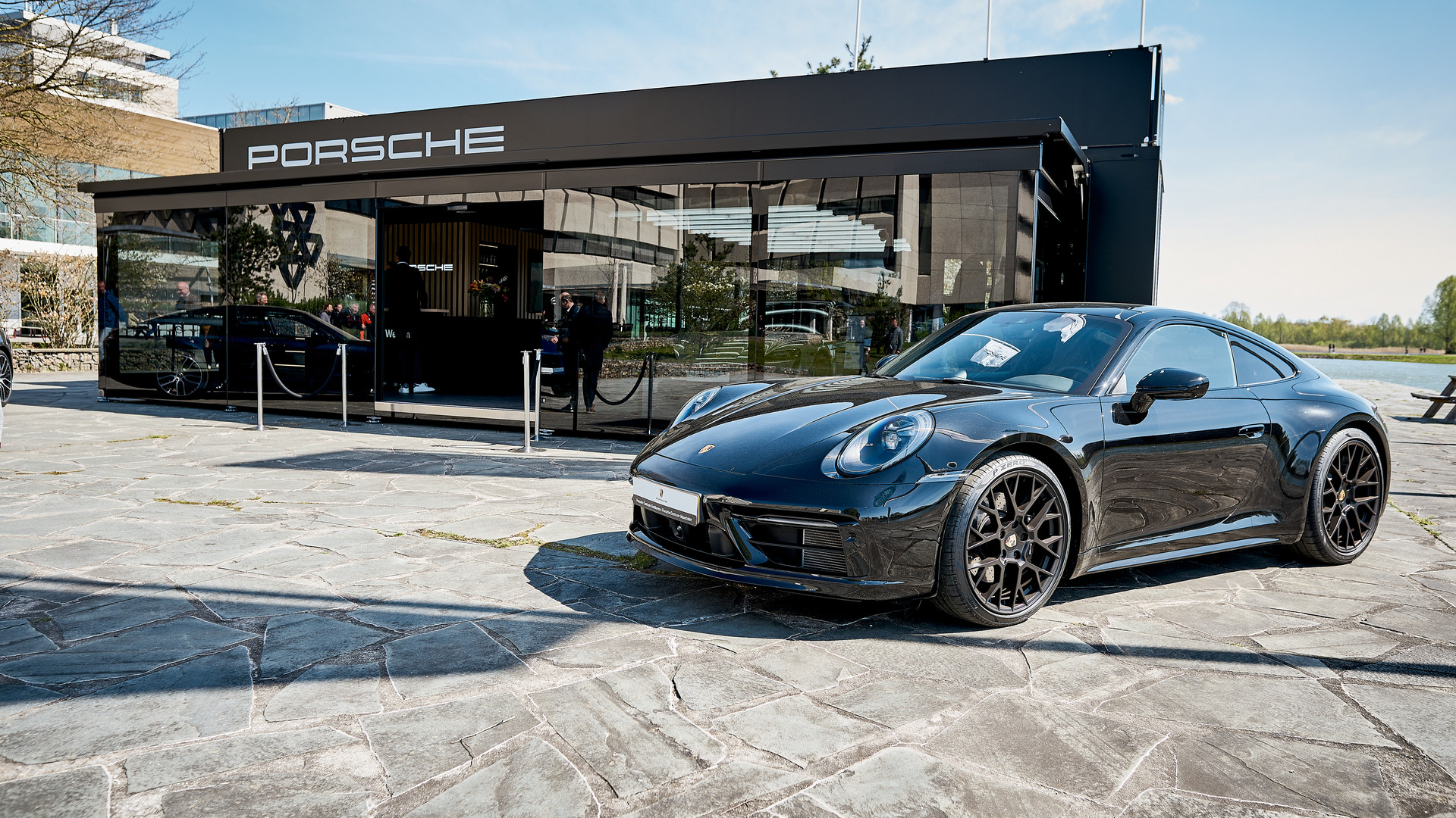 Porsche Mobile Showroom